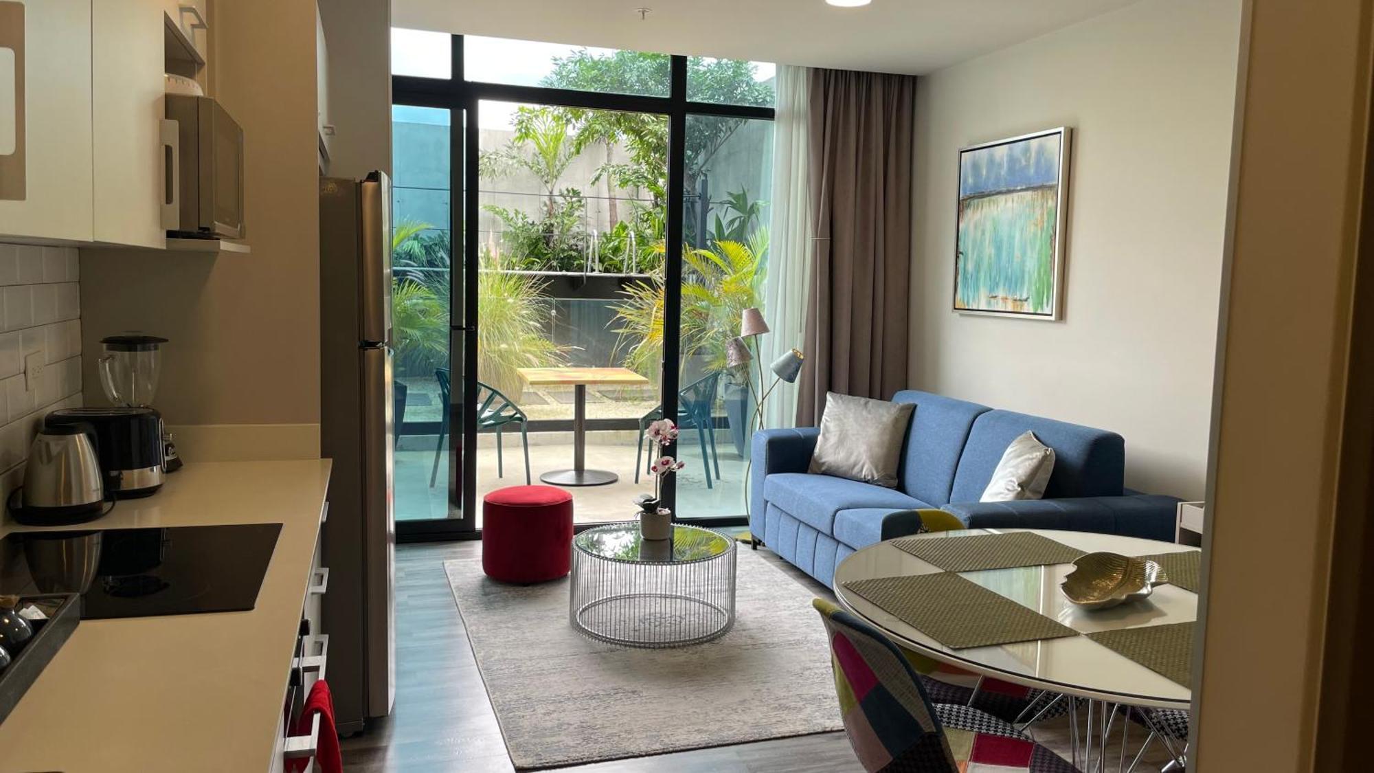 Cozy Apartment With Terrace, Sj Cosmopolitan Tower #402 San Jose  Exterior photo