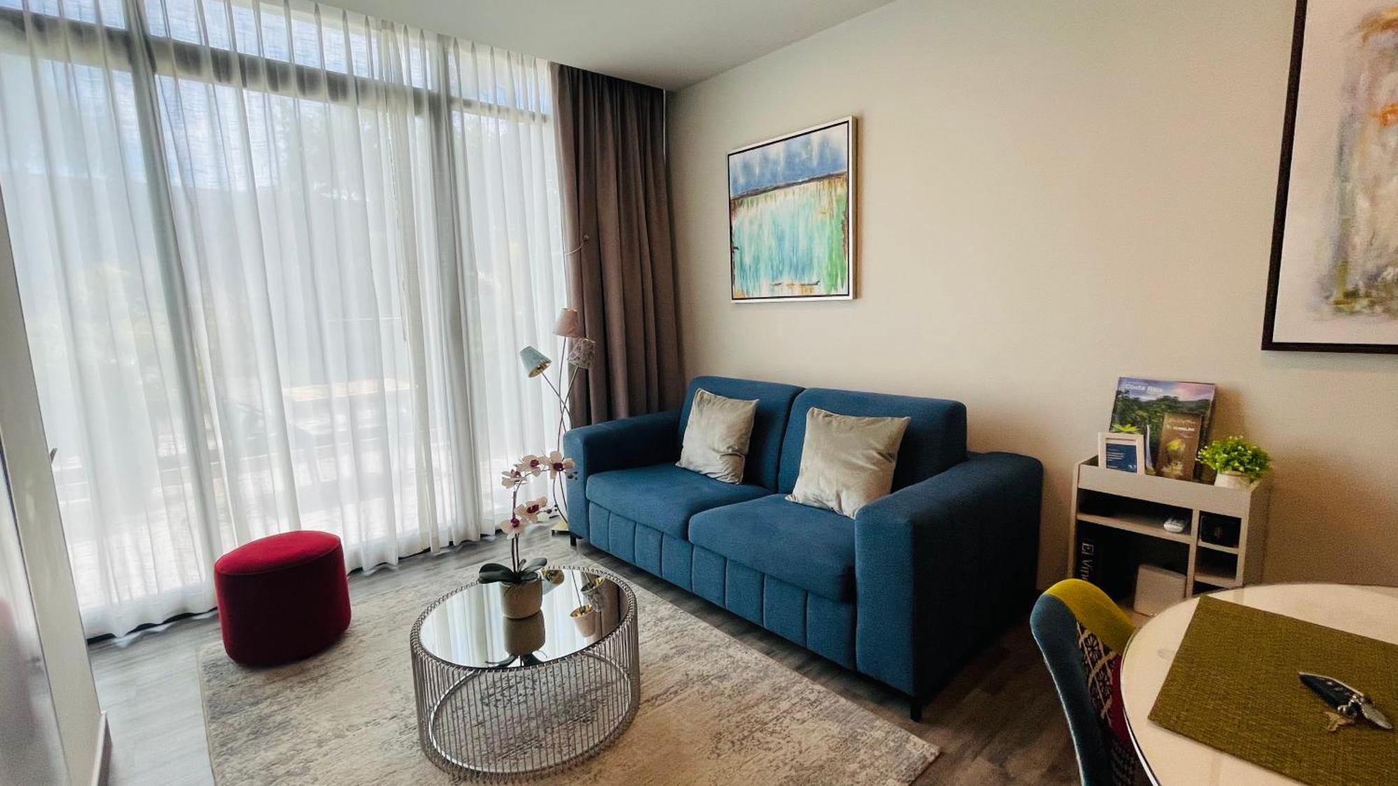 Cozy Apartment With Terrace, Sj Cosmopolitan Tower #402 San Jose  Exterior photo