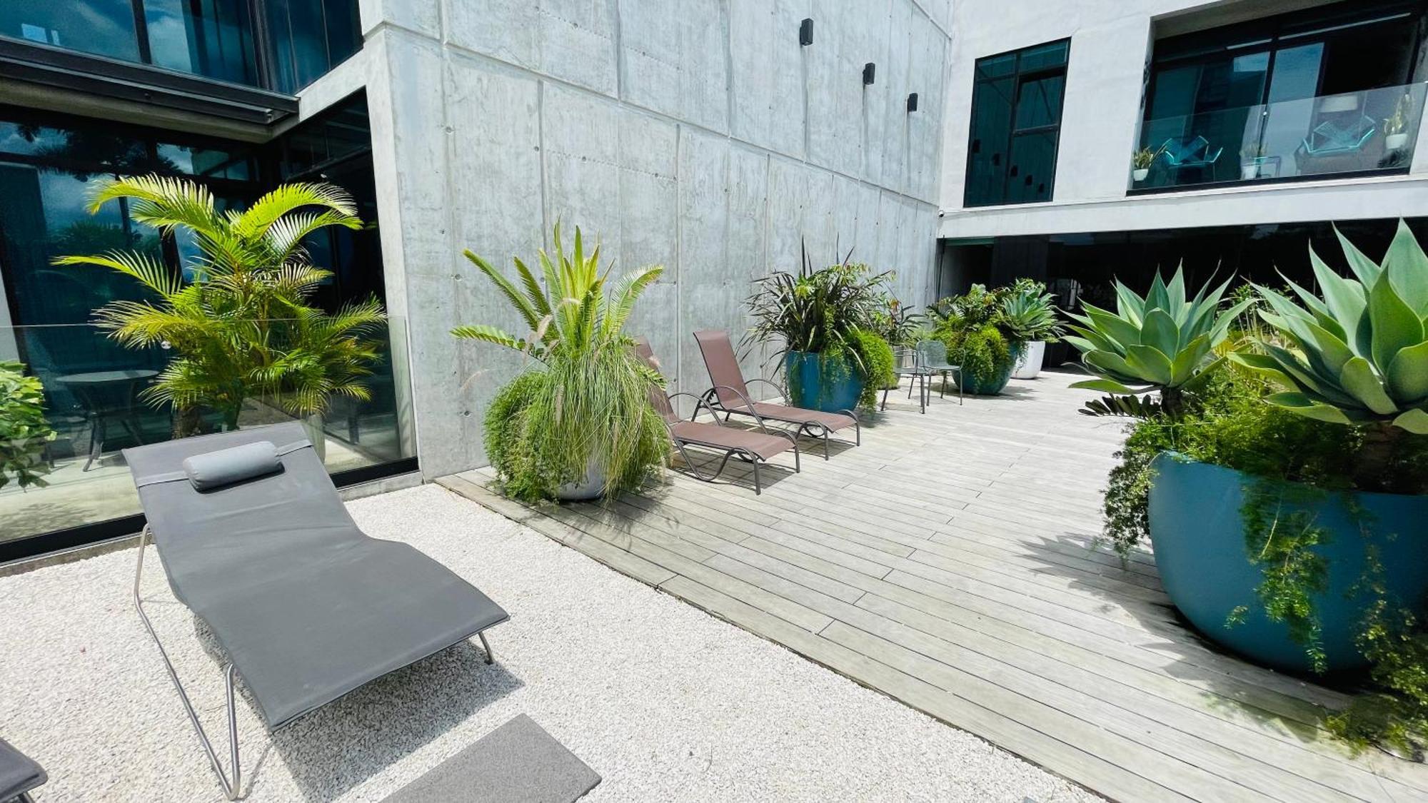 Cozy Apartment With Terrace, Sj Cosmopolitan Tower #402 San Jose  Exterior photo