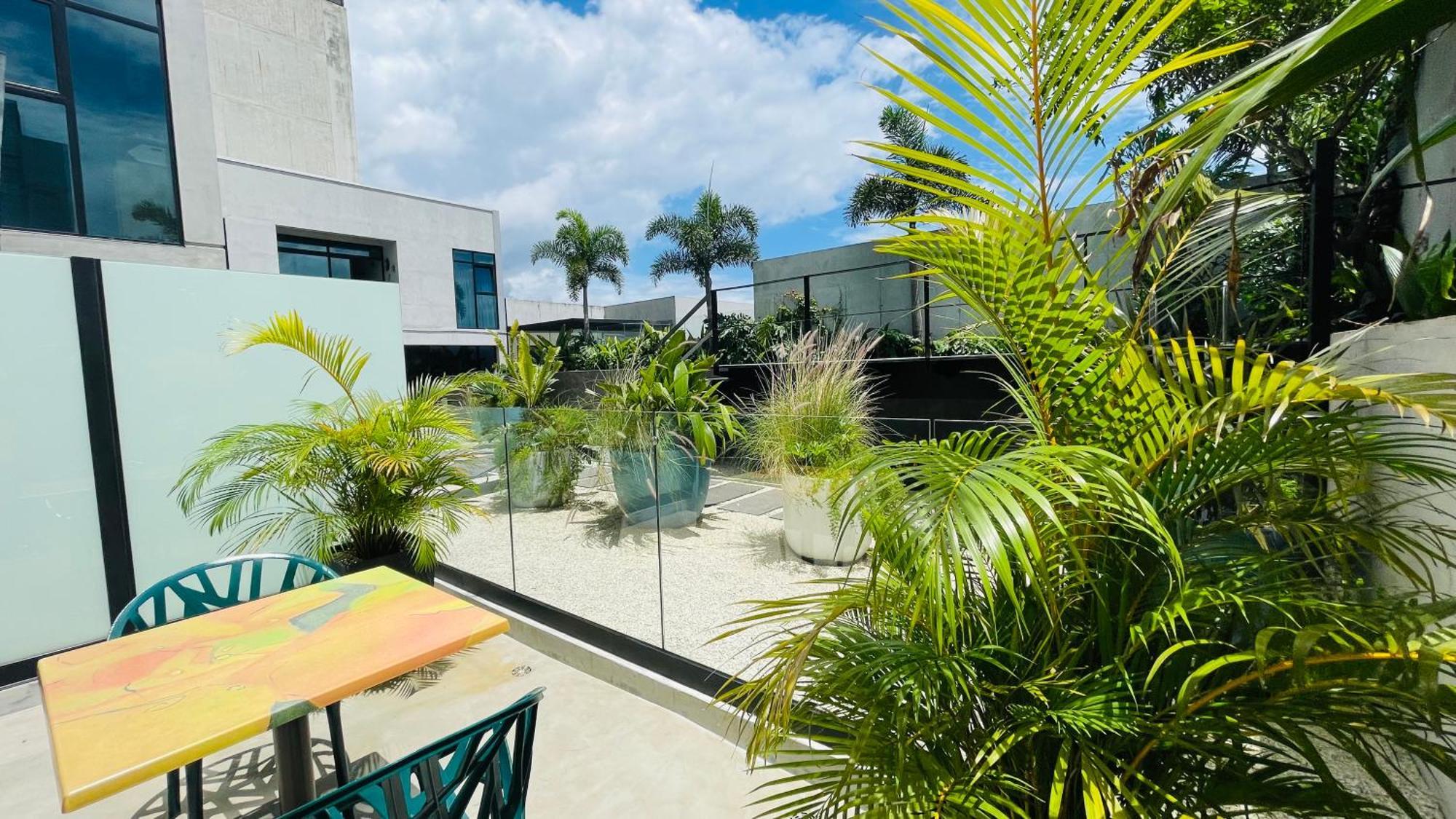 Cozy Apartment With Terrace, Sj Cosmopolitan Tower #402 San Jose  Exterior photo